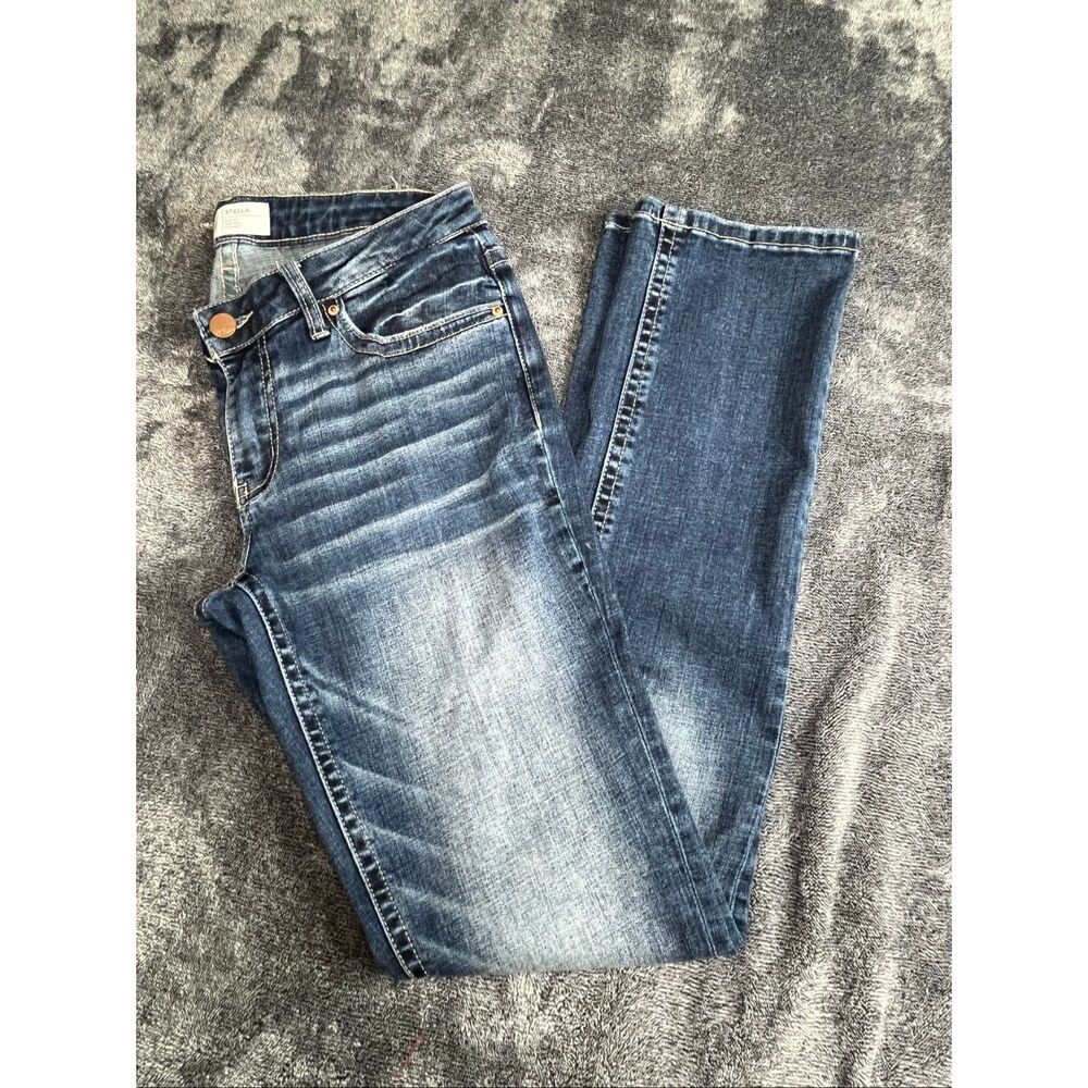 BKE Stella Slim Fit Low Rise Straight Jeans Women’s Size 29 x 31.5 Medium Wash